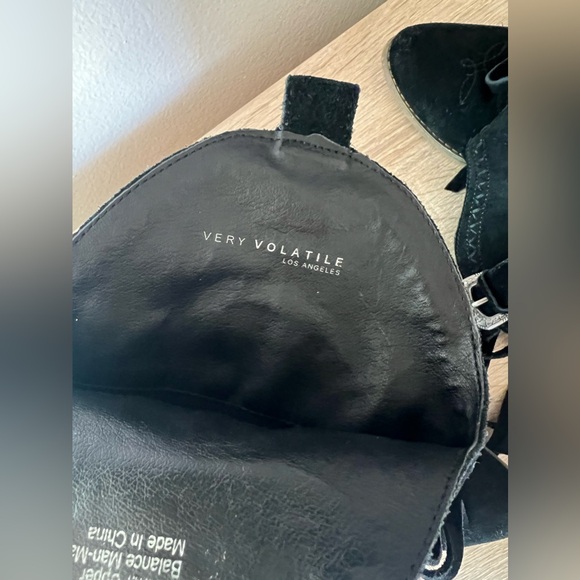 Very Volatile Hillside Fringe Western Cowboy Boots in black suede size 6 - Picture 8 of 9